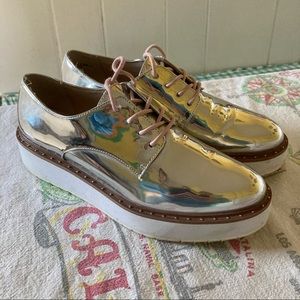 Chinese Laundry Silver Platform Oxfords